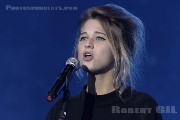 SELAH SUE - 2012-06-22 - PARIS - Hippodrome de Longchamp - 